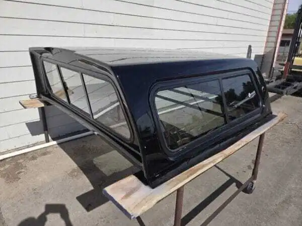Ram 1500 topper, LEER 100XR truck cap, Ram 1500 camper shell, fiberglass truck topper, truck bed cap, cargo protection, pickup truck accessories Ram 1500 topper, LEER 100XR truck cap, Ram 1500 camper shell, fiberglass truck topper, truck bed cap, cargo protection, pickup truck accessories
