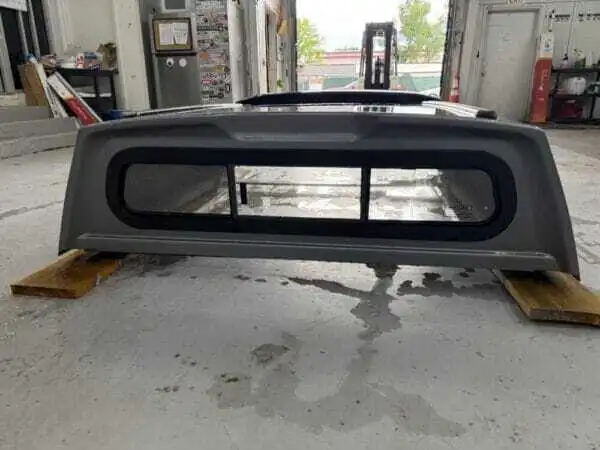 Premium LEER 100XR truck cap for Chevrolet trucks with secure cargo storage, weather protection, and factory-style durability. Premium LEER 100XR truck cap for Chevrolet trucks with secure cargo storage, weather protection, and factory-style durability.