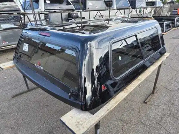 Silverado 1500 topper, LEER 100S truck cap, Chevrolet Silverado camper shell, fiberglass truck topper, truck bed cap, cargo protection, pickup truck accessories Silverado 1500 topper, LEER 100S truck cap, Chevrolet Silverado camper shell, fiberglass truck topper, truck bed cap, cargo protection, pickup truck accessories